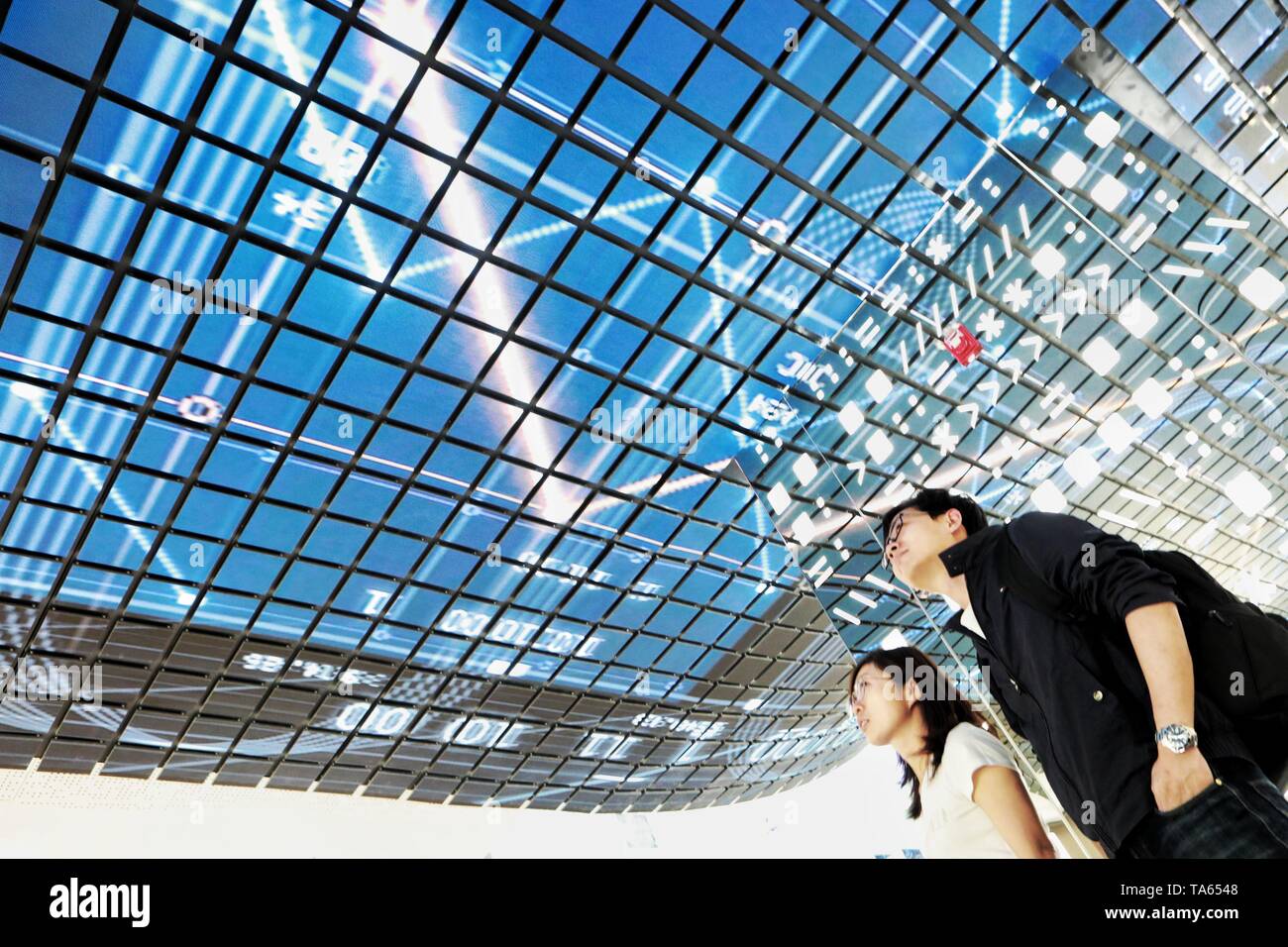 190522 Guizhou May 22 2019 Xinhua People Visit A