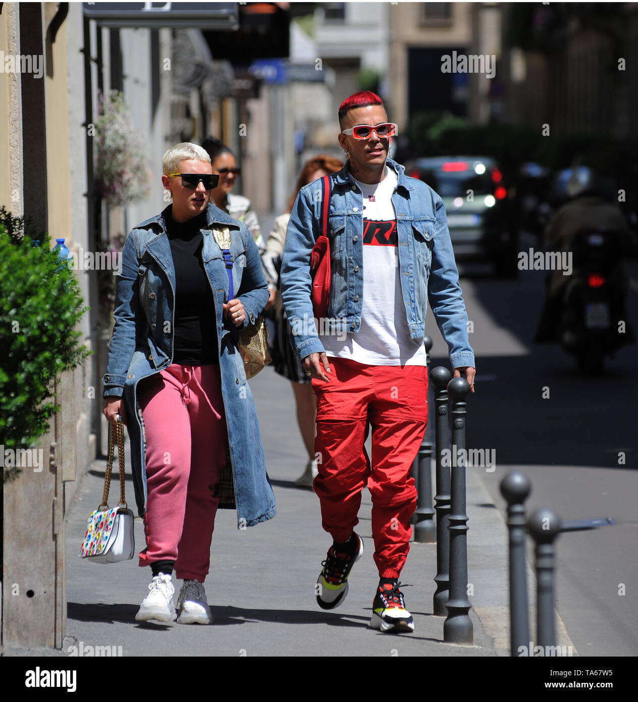Milan, Sfera It took a lunch with a mysterious girl The rapper SFERA EBBASTA  caught lunch with a mysterious girl in a well-known restaurant in the  center. As soon as he notices