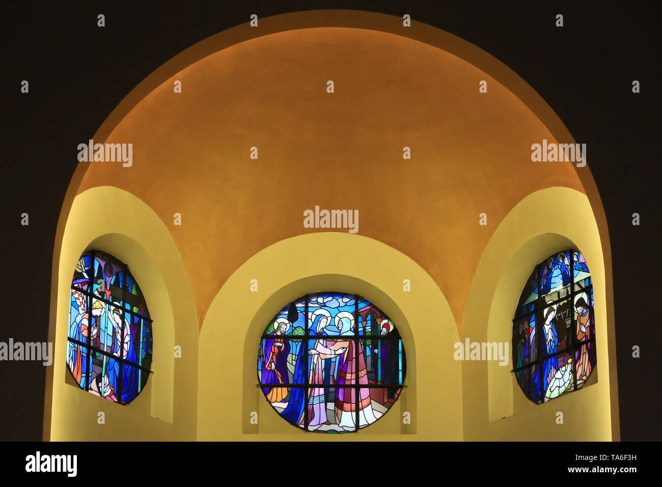 Vitraux. Eglise NotreDame de Lourdes. Chaville. Stained glass. Church