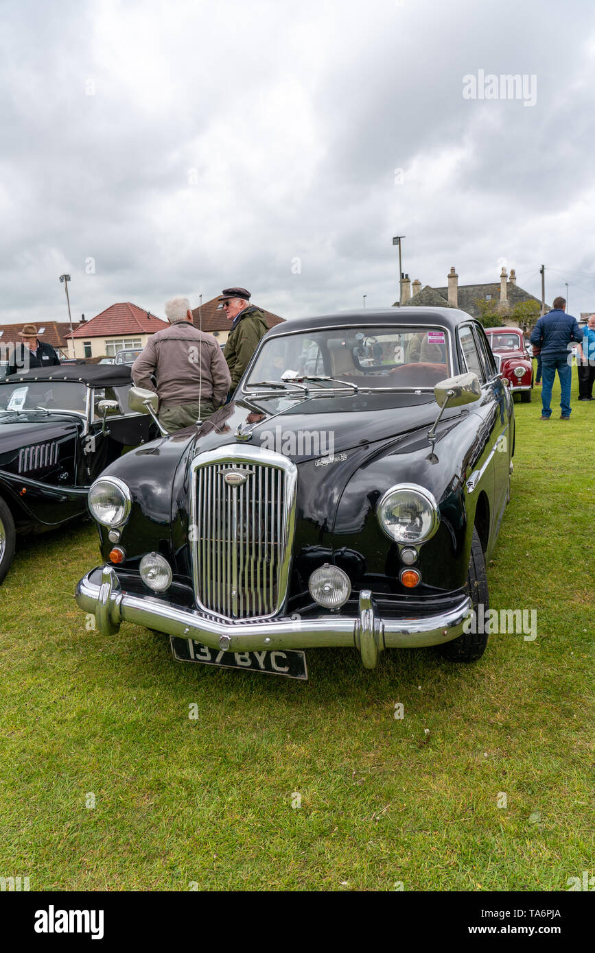 Old Famely Cars High Resolution Stock Photography and Images - Alamy