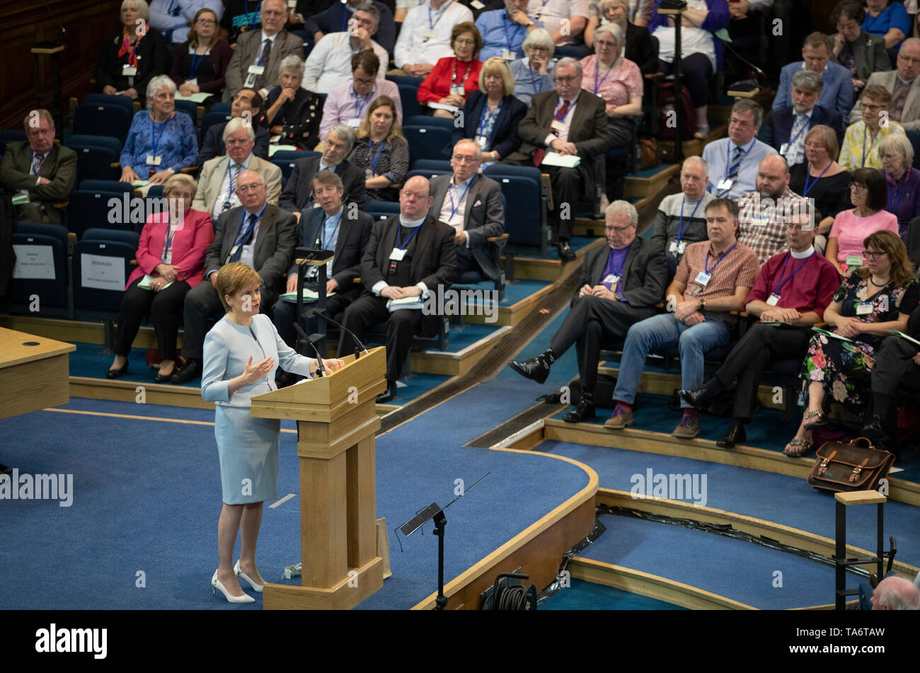 First Minister Nicola Sturgeon addresses the General Assembly of the Church of Scotland at the General Assembly Hall in Edinburgh. Stock Photo