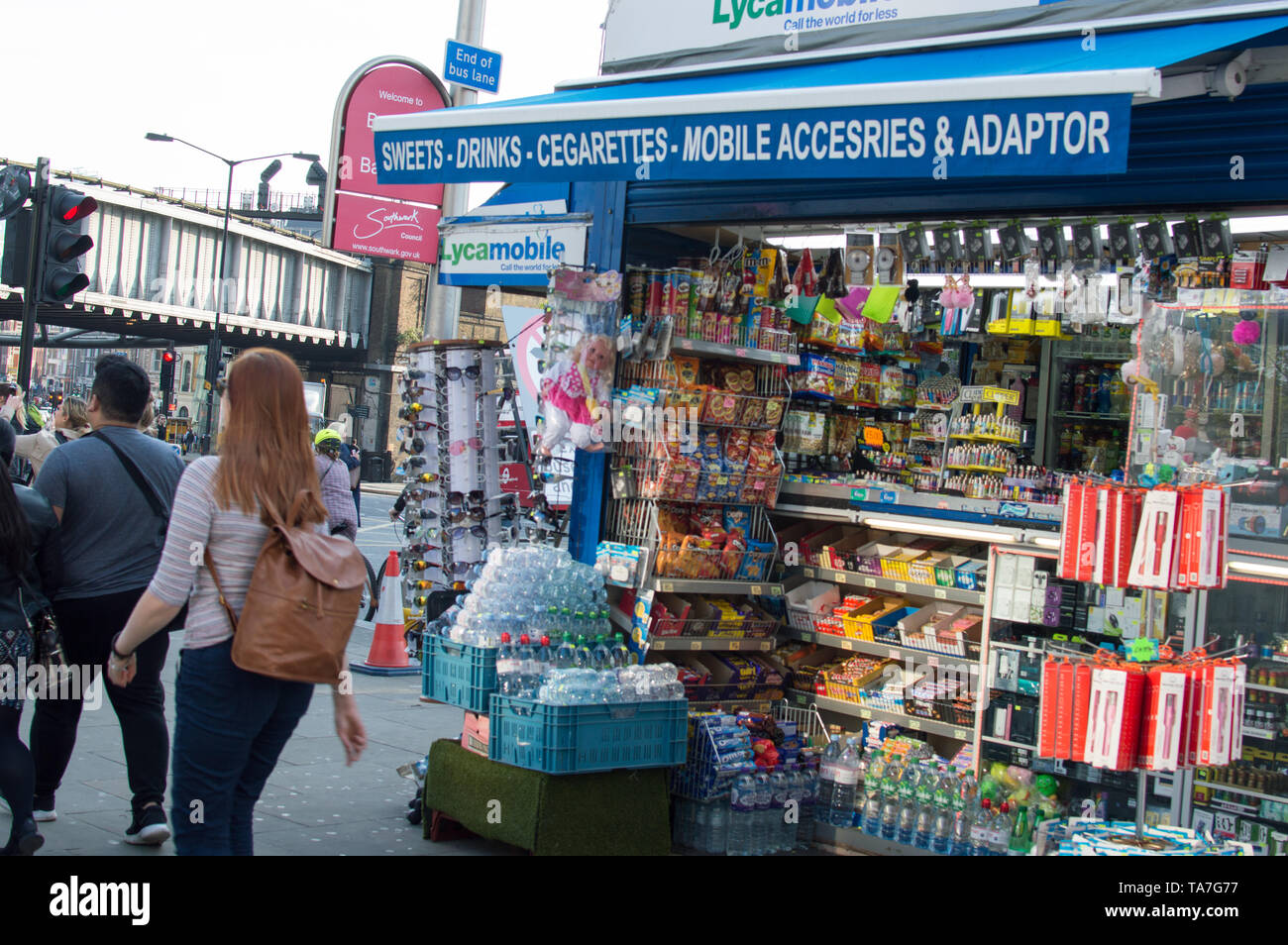 Convenience store interior snack hires stock photography and images