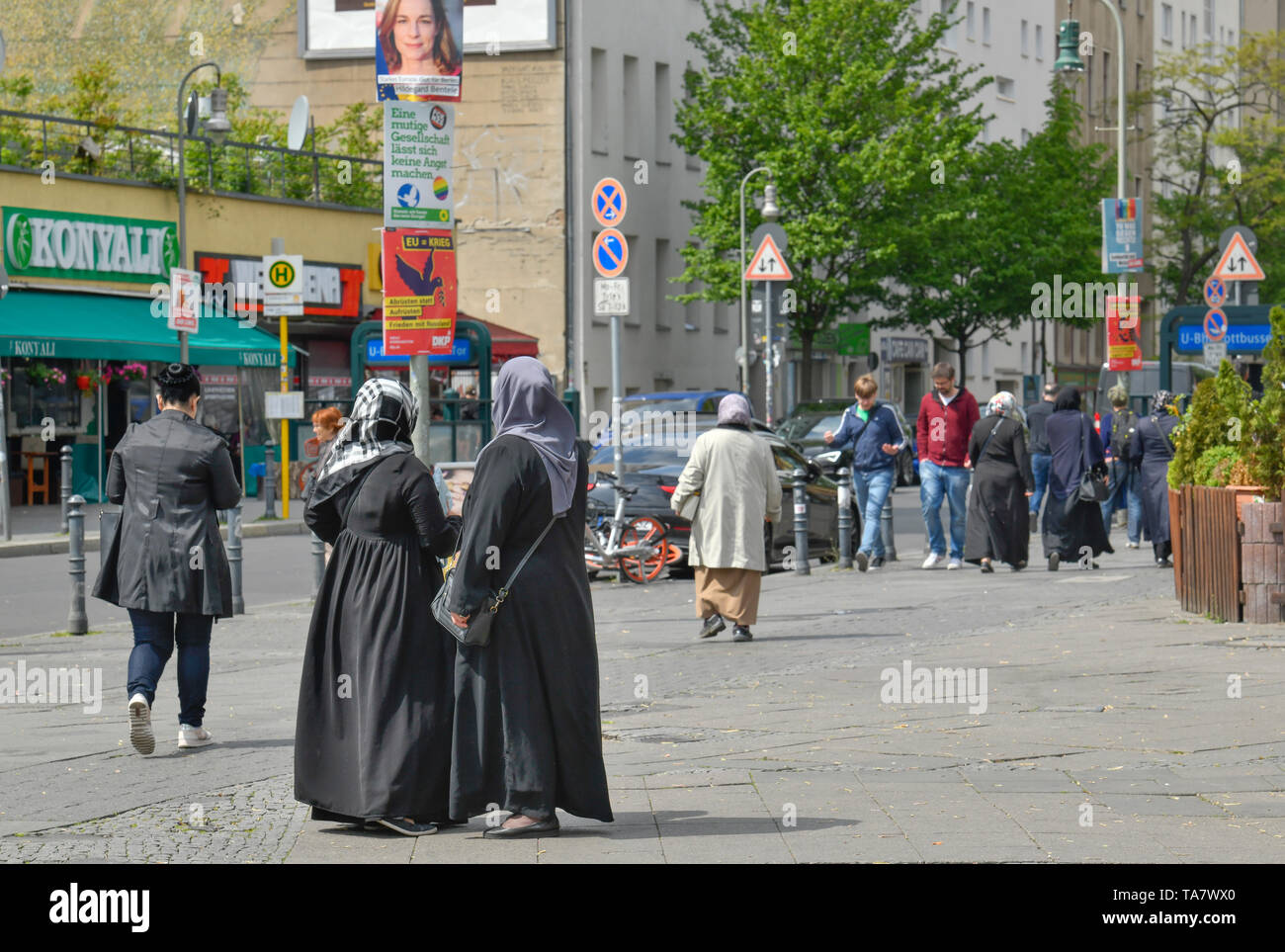 Foreigner, Kottbusser gate, cross mountain, Berlin, Germany, Ausländer, Kottbusser Tor, Kreuzberg, Deutschland Stock Photo