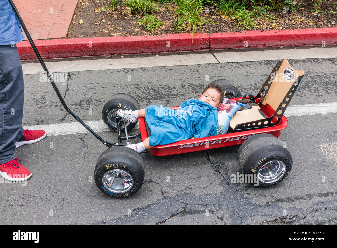 Radio flyer hi-res stock photography and images - Alamy