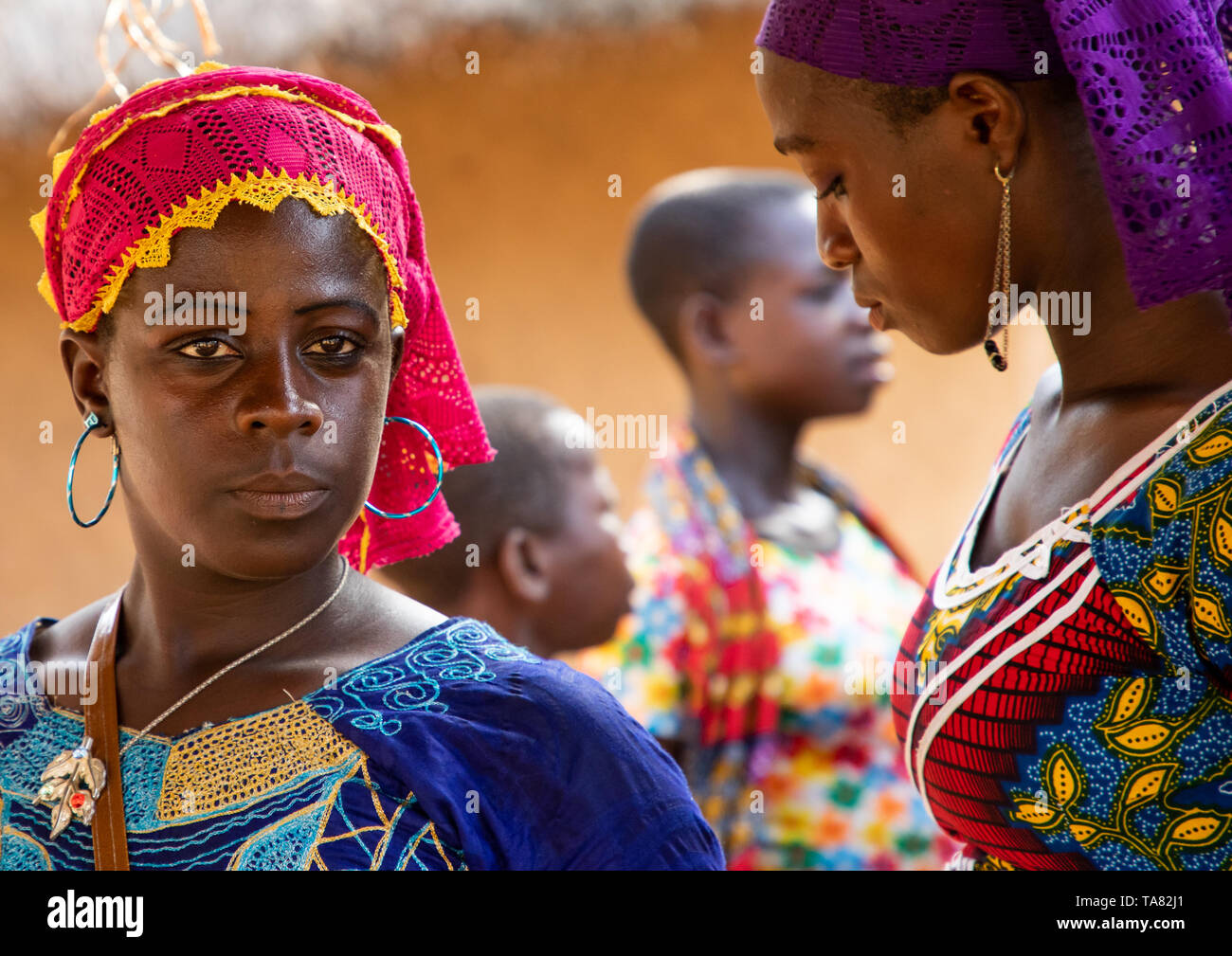 Portrait of a Dan tribe beautiful woman, Bafing, Gboni, Ivory Coast Stock  Photo - Alamy