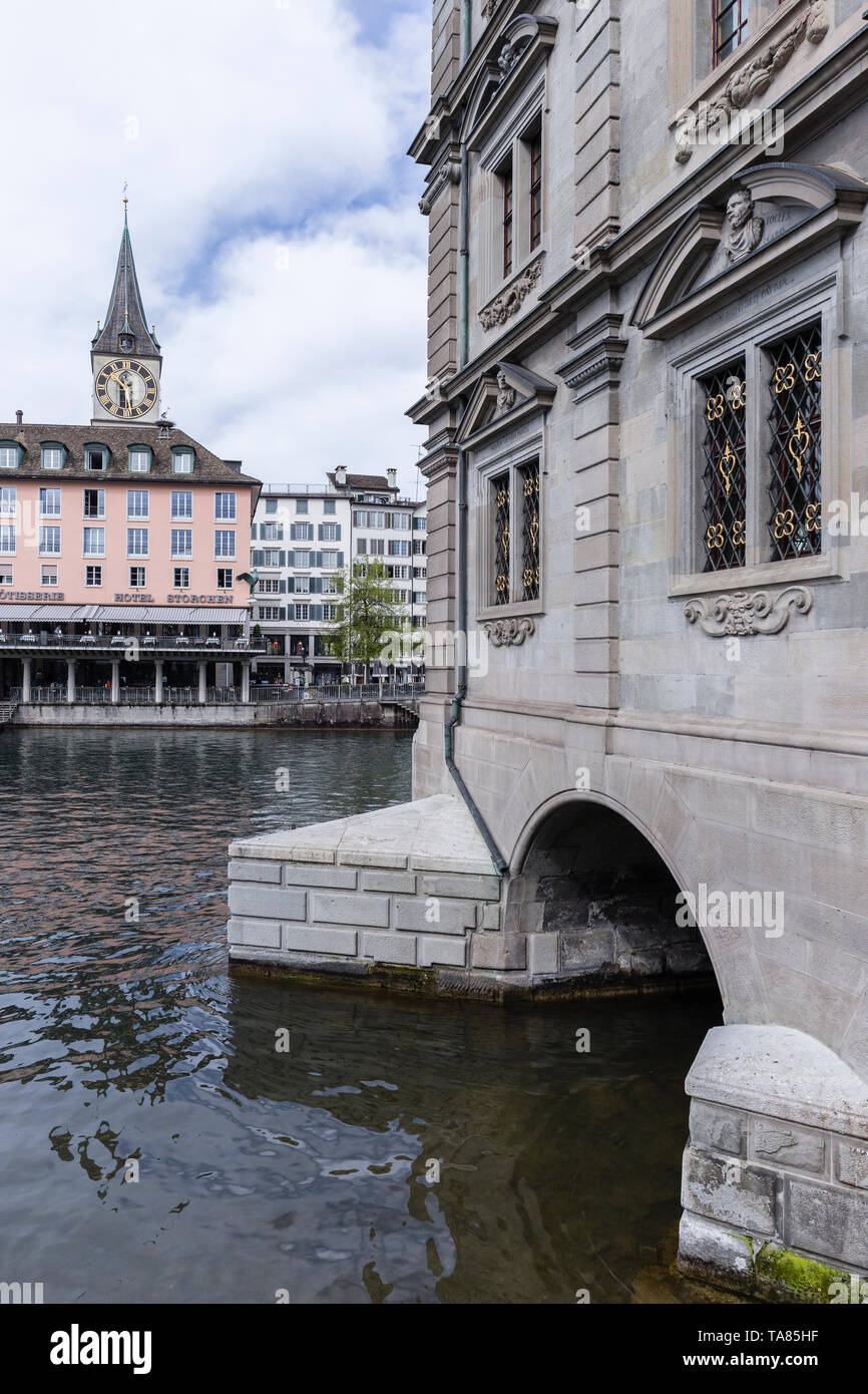 Rathaus and Limmat river, Altstadt, Zurich, Switzerland Stock Photo