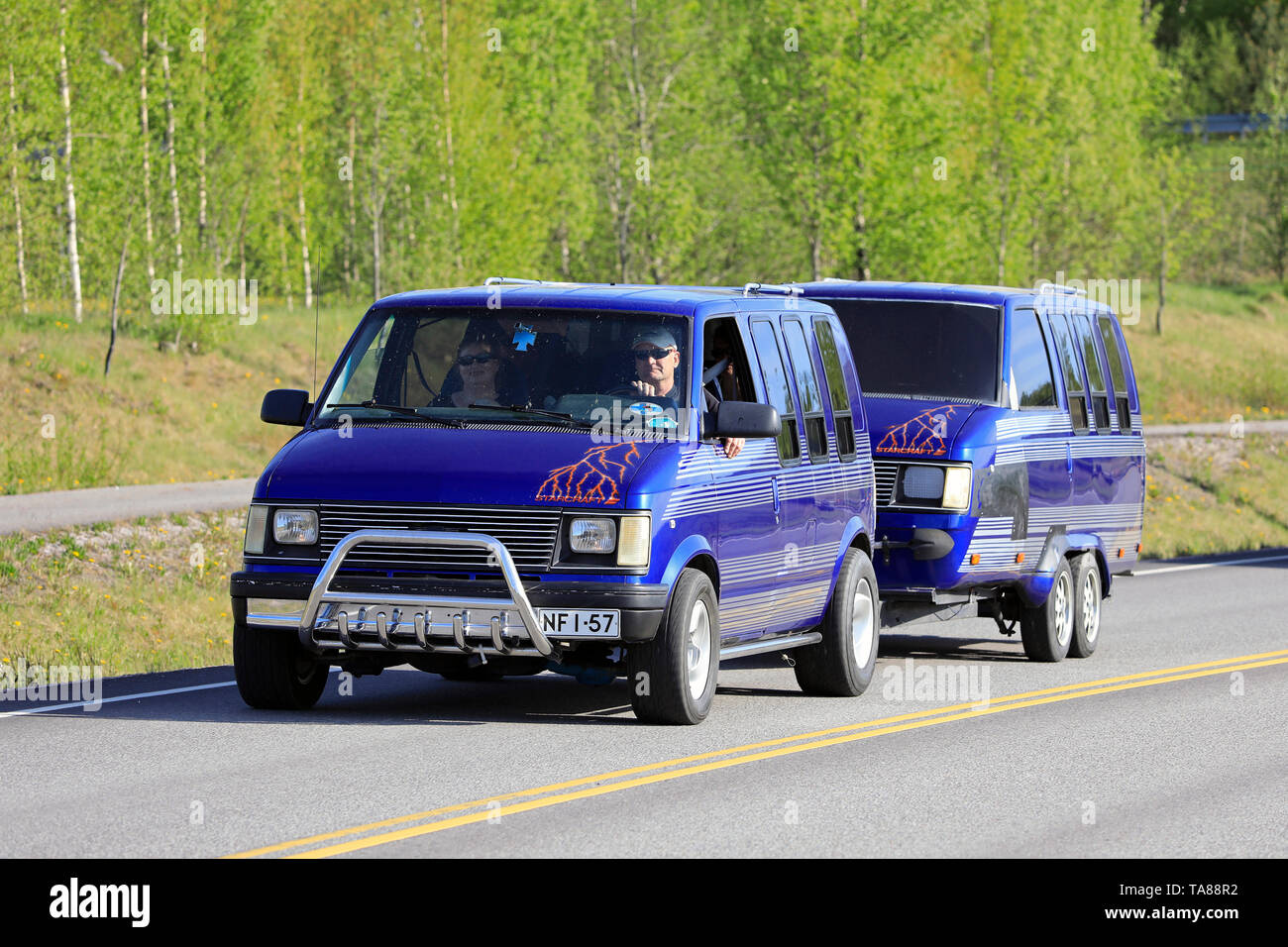 2019 astro van 2025