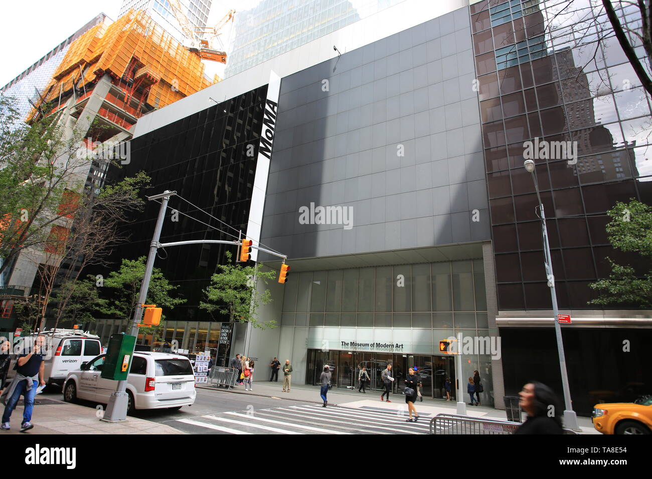 Moma new york entrance hi-res stock photography and images - Alamy