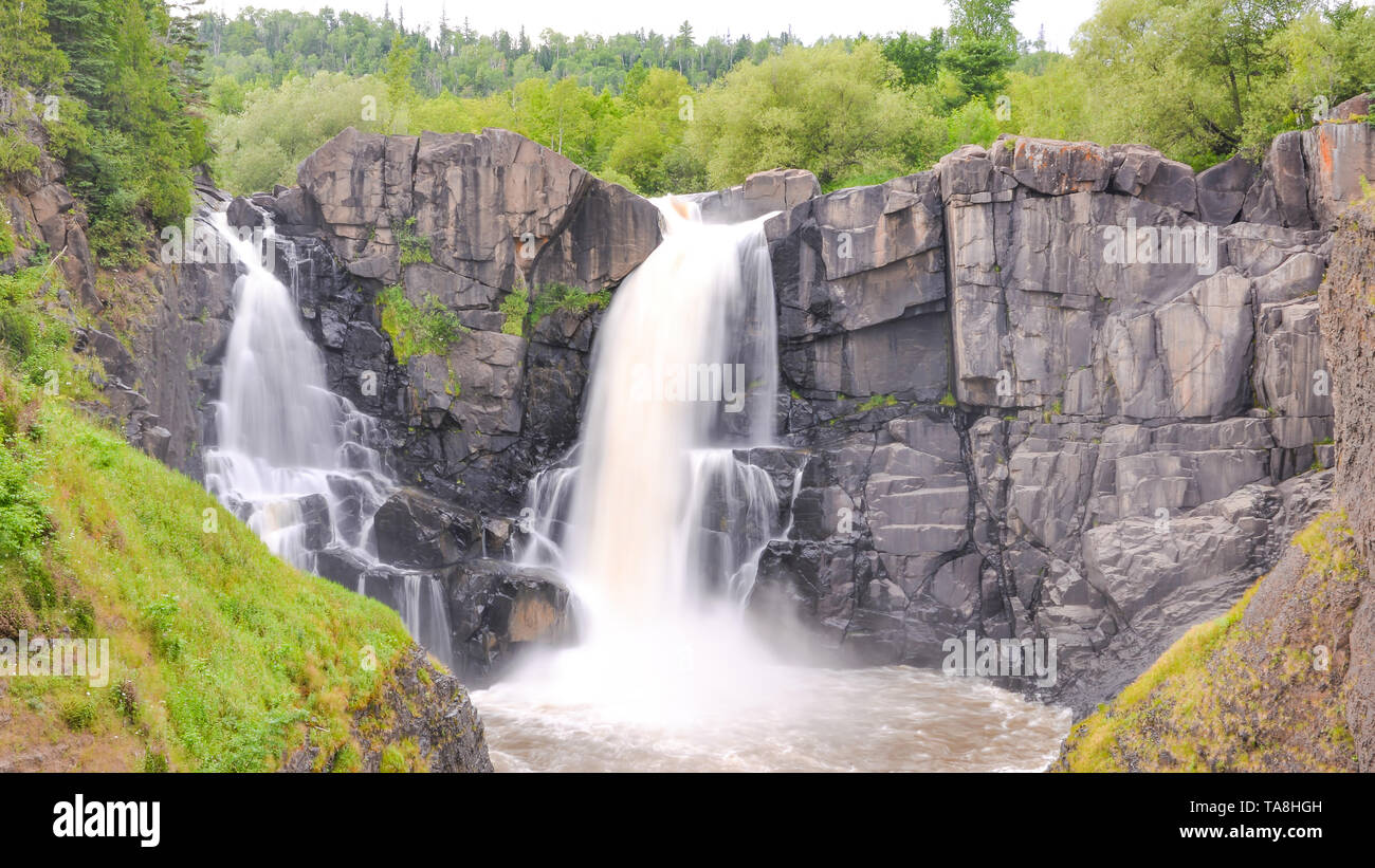 High Falls at US/Canadian border at Grand Portage State Park Minnesota ...