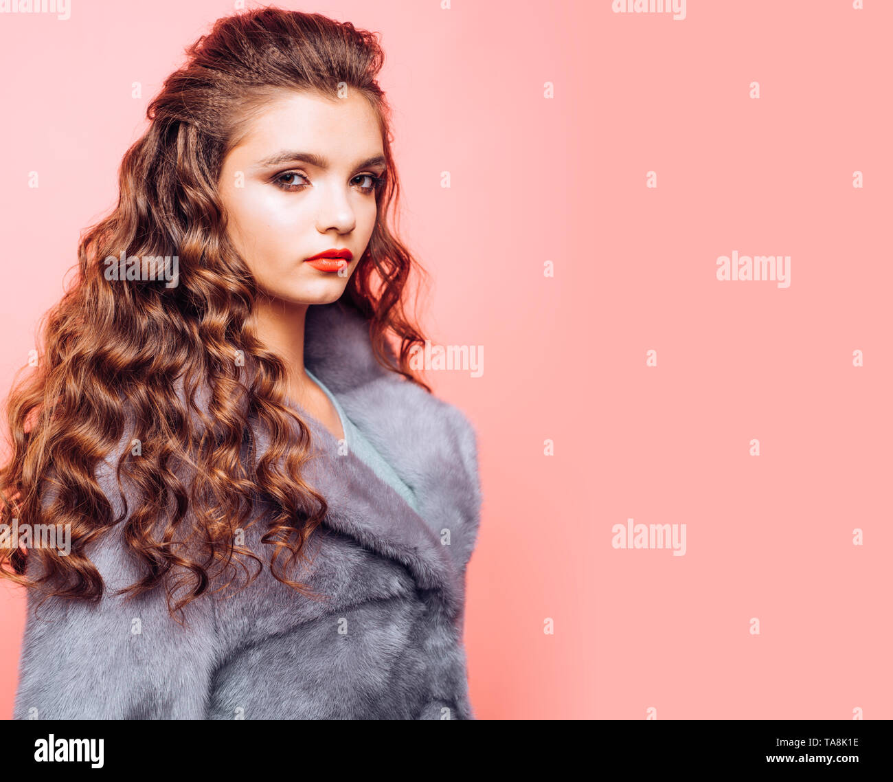 Healthy Hair Care Habits Teenage Girl With Stylish Wavy Hairstyle