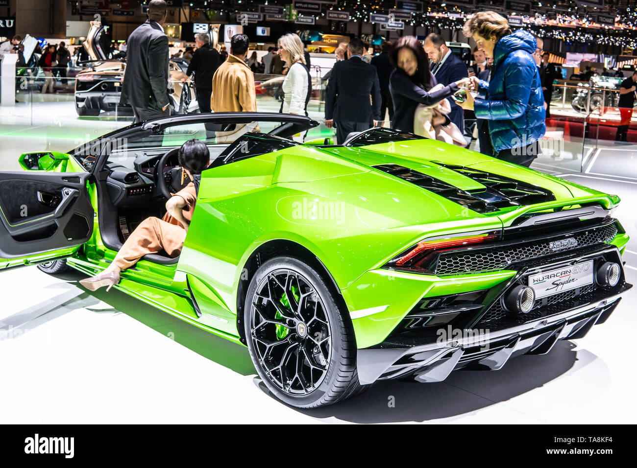 Geneva, Switzerland, March 07, 2019: metallic green Lamborghini Huracan Evo  Spyder at Geneva International Motor Show, supercar from Lamborghini Stock  Photo - Alamy