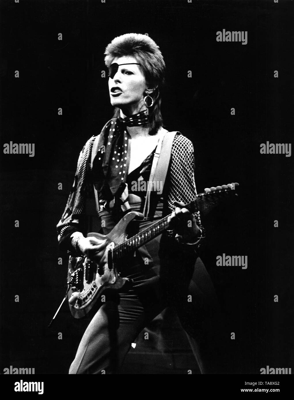 with eyepatch recording Rebel Rebel in the TopPop studios in Hilversum