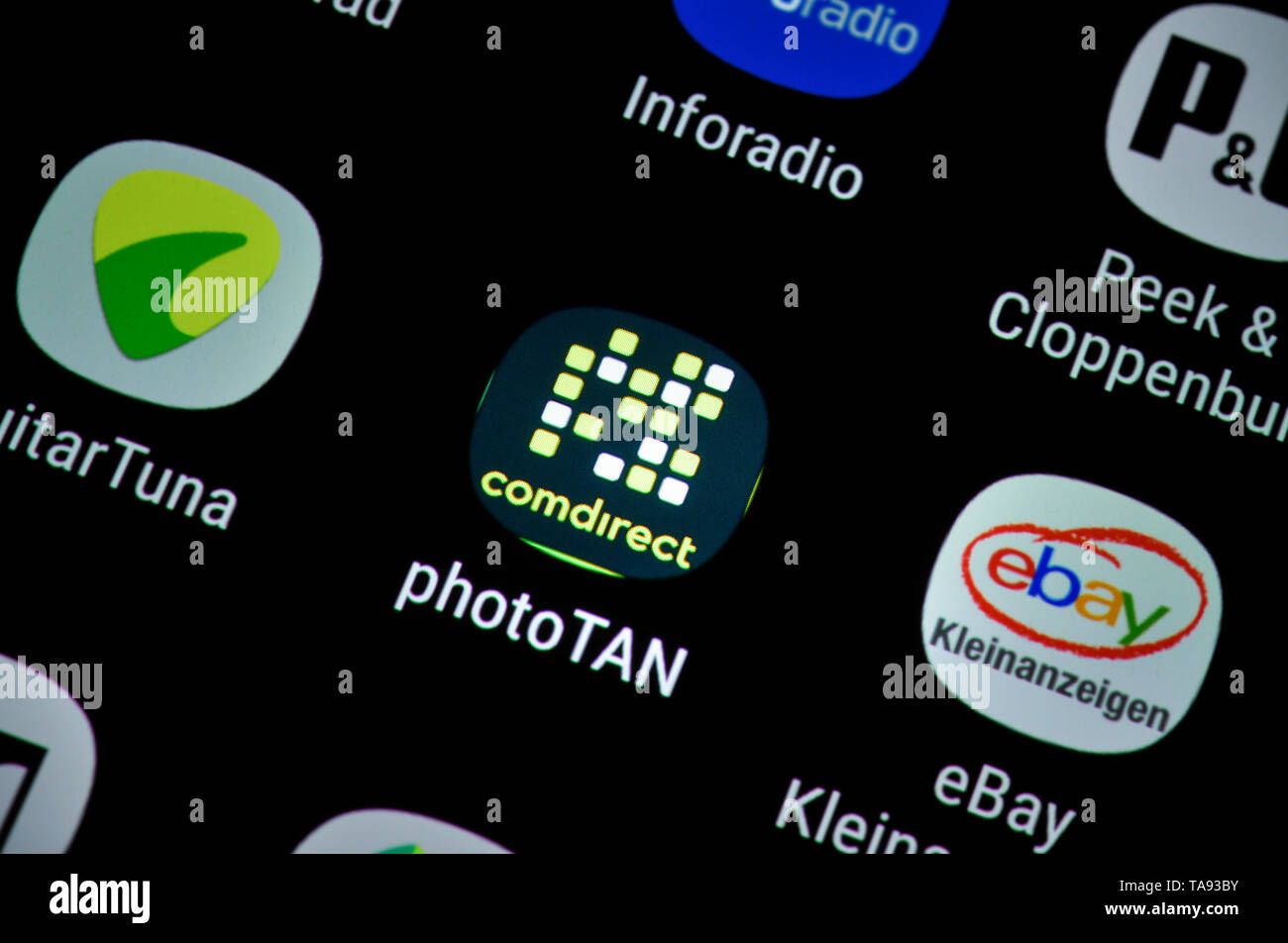 Smartphone, display, ext., comdirect photoTAN, Display, App Stock Photo