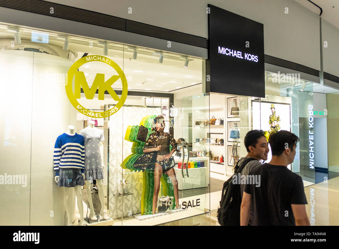 the mall michael kors for Sale,Up To OFF 67%