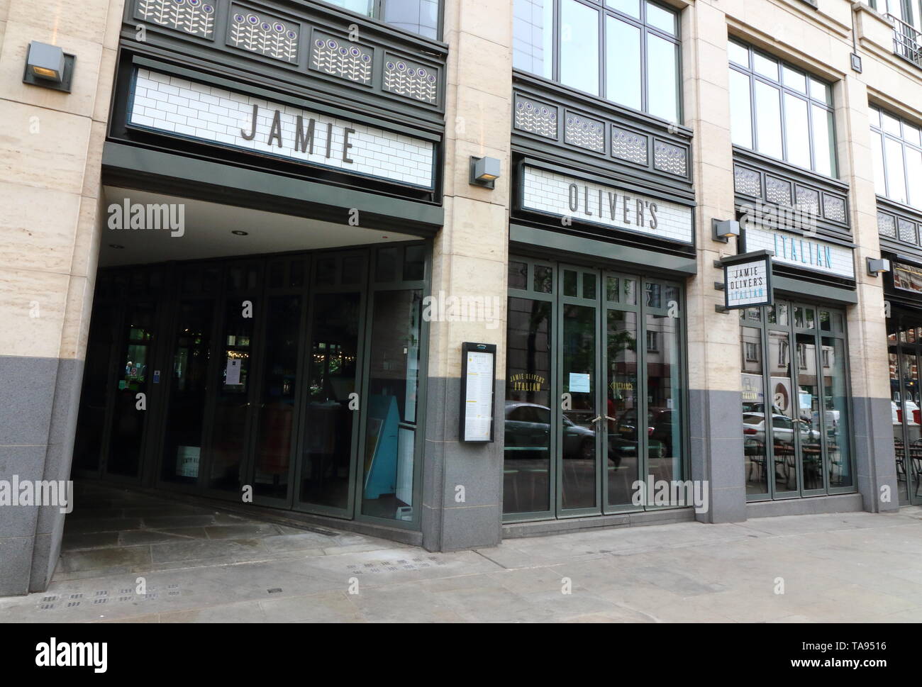 Celebrity chef Jamie Oliver's restaurant group has gone into administration, with 1,000 jobs being lost. The group, which includes the Jamie's Italian chain, Barbecoa and Fifteen, has appointed KPMG as administrators. Twenty two of the 25 restaurants in Jamie Oliver's restaurant group have now closed. Stock Photo