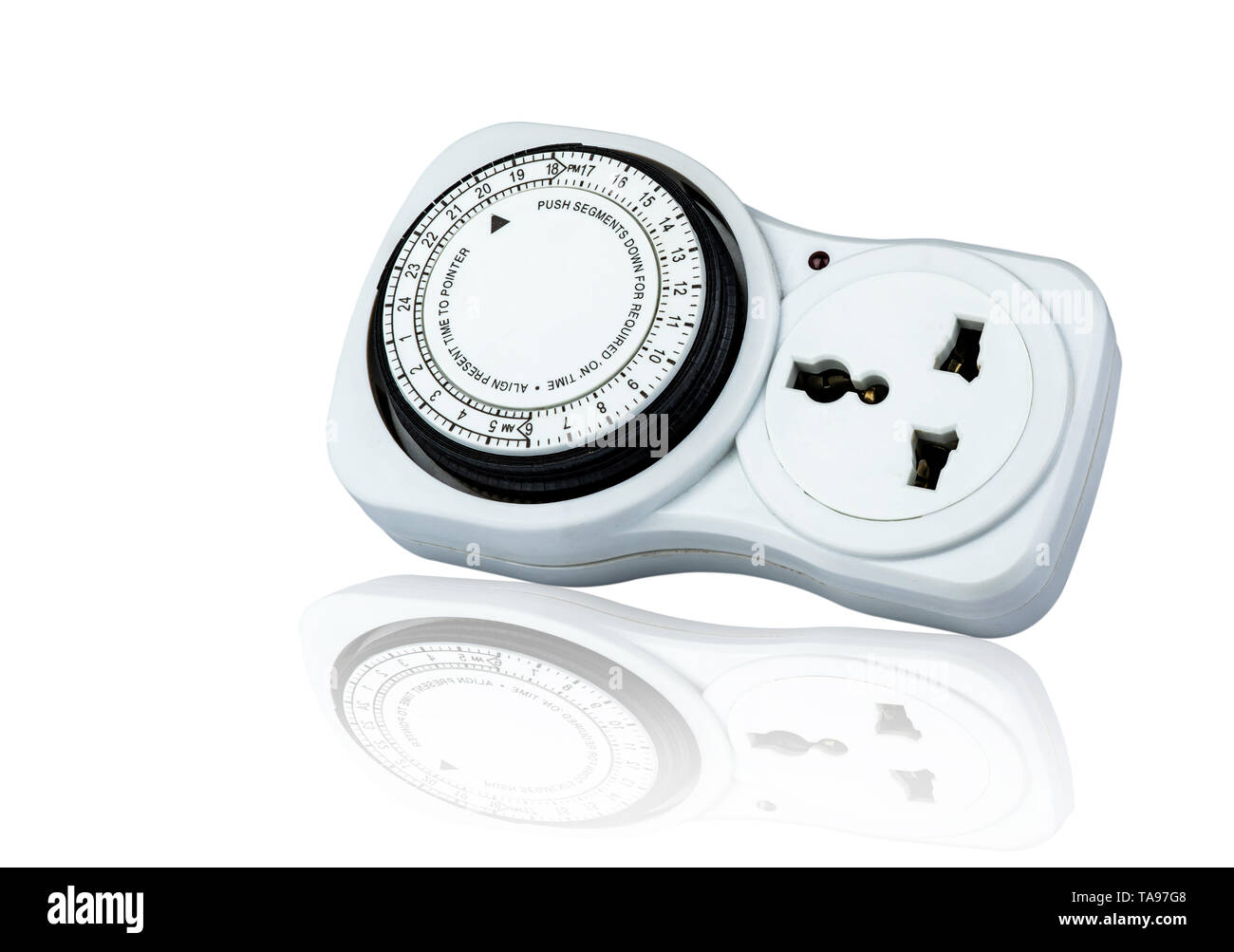 Plugin timer mechanical 24 hour. Indoor home tools. Plugin timer