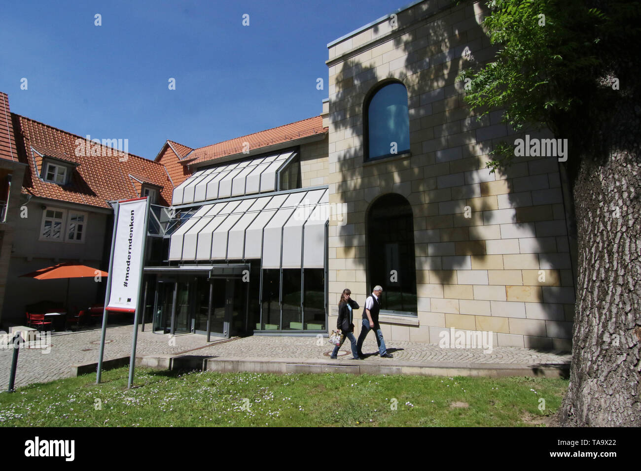 23 May 2019, Saxony-Anhalt, Quedlinburg: View of the Lyonel-Feininger-Galerie in Quedlinburg. The new exhibition 'The Feiningers - A Family Picture at the Bauhaus' gives an insight into the private environment of the family. Some of his unpublished works will be shown. Photo: Matthias Bein/dpa-Zentralbild/dpa Stock Photo