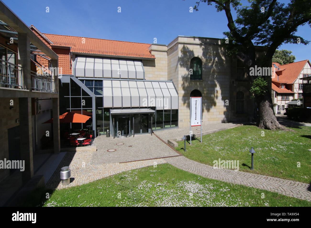 Quedlinburg, Germany. 23rd May, 2019. View of the Lyonel-Feininger-Galerie in Quedlinburg. The new exhibition 'The Feiningers - A Family Picture at the Bauhaus' gives an insight into the private environment of the family. Some of his unpublished works will be shown. Credit: Matthias Bein/dpa-Zentralbild/dpa/Alamy Live News Stock Photo