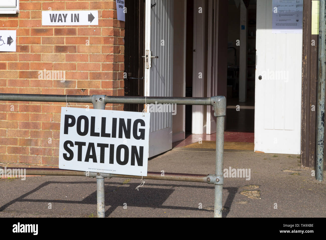 Ashford, Kent, UK. 23rd May, 2019. Seventy-three members, known as MEPs, will be elected in nine constituencies in England, and one in Scotland, Wales and Northern Ireland. 10 MEPs willl be voted for in the South East region. Villagers in Hamstreet near Ashford in Kent vote in the local community village hall, they have until 10pm this evening to cast a vote. ©Paul Lawrenson 2019, Photo Credit: Paul Lawrenson/Alamy Live News Stock Photo