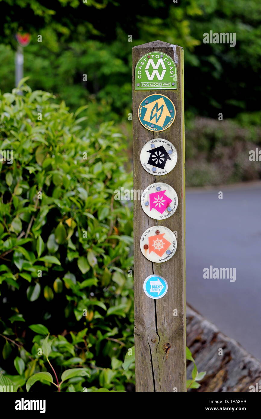 Devon county council sign hi-res stock photography and images - Alamy