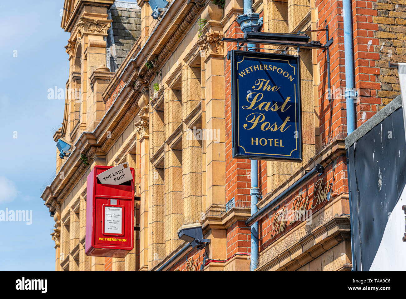 Wetherspoon restaurant pub and hotel named The Last Post. Old Post Office building converted to service industry. Southend on Sea, Essex, UK Stock Photo