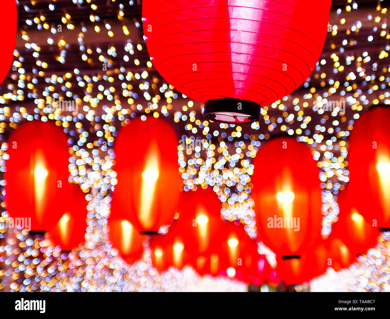 Chinese lanterns illustration hi-res stock photography and images - Alamy