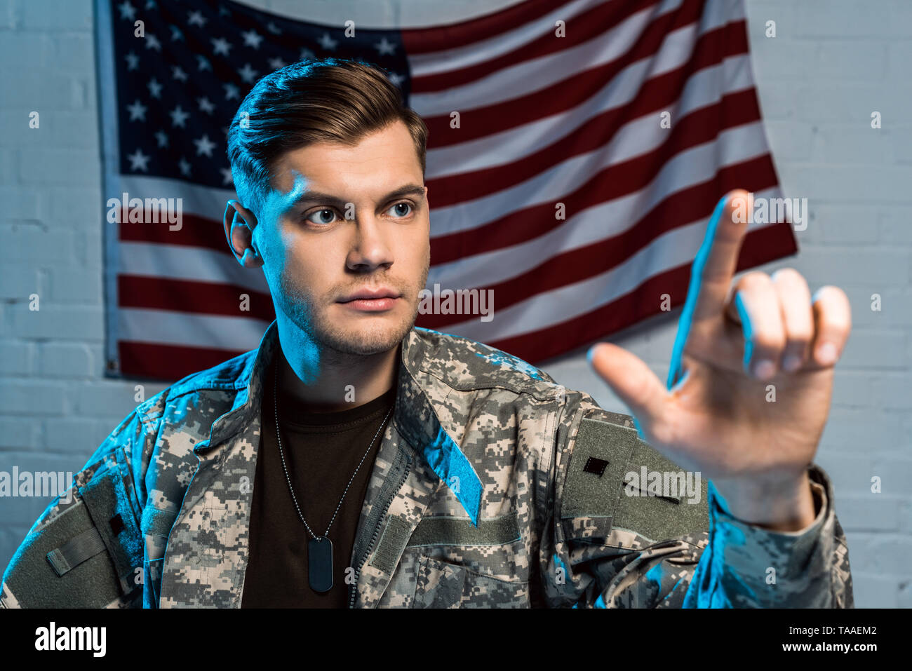 Soldier pointing finger hires stock photography and images Alamy