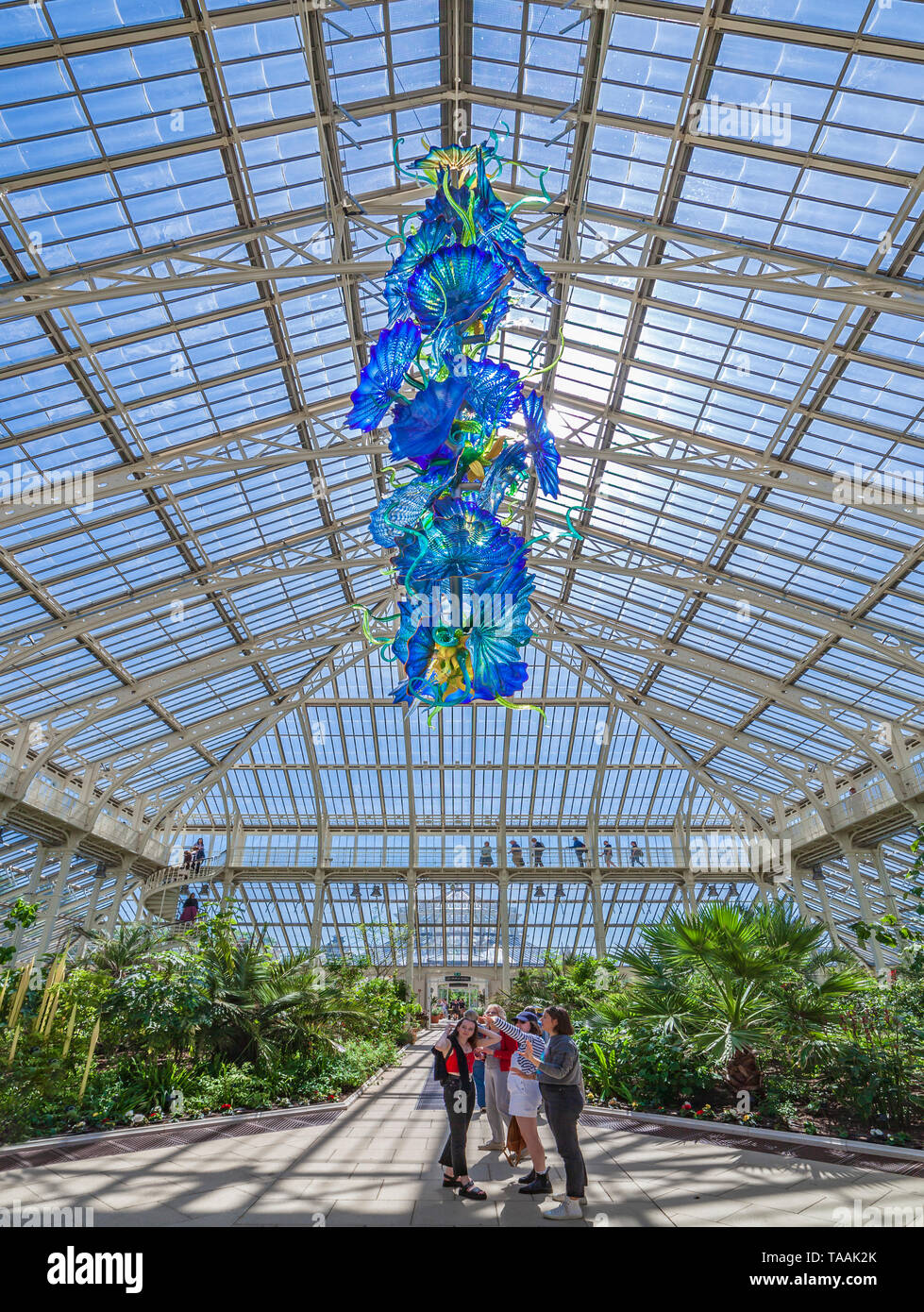 Dale Chihuly glass sculpture called 'Temperate House Persians' at Kew Gardens. Stock Photo