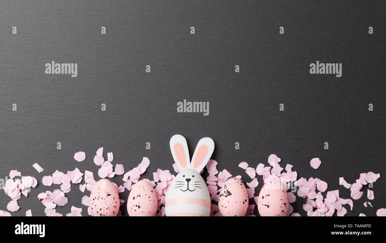 Happy easter background with easter bunny and easter eggs Stock Photo