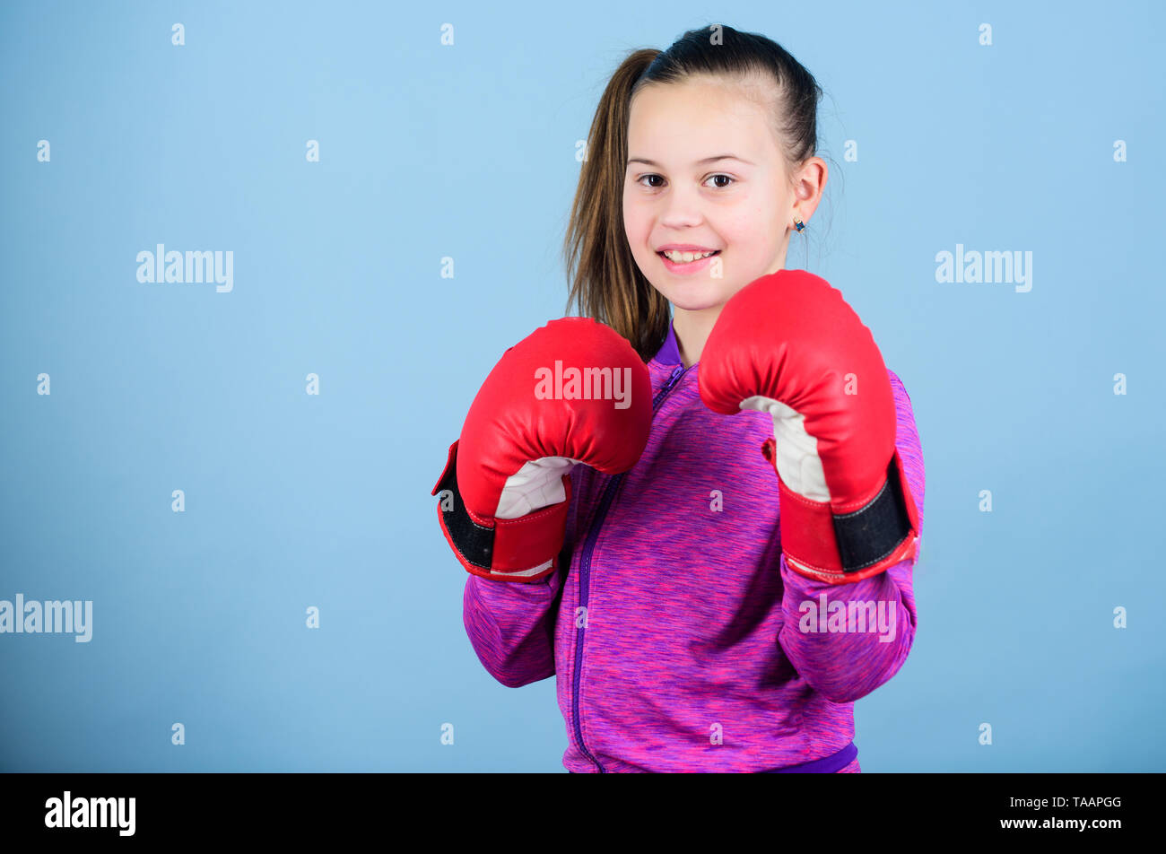 Baby boxing hi-res stock photography and images - Page 19 - Alamy