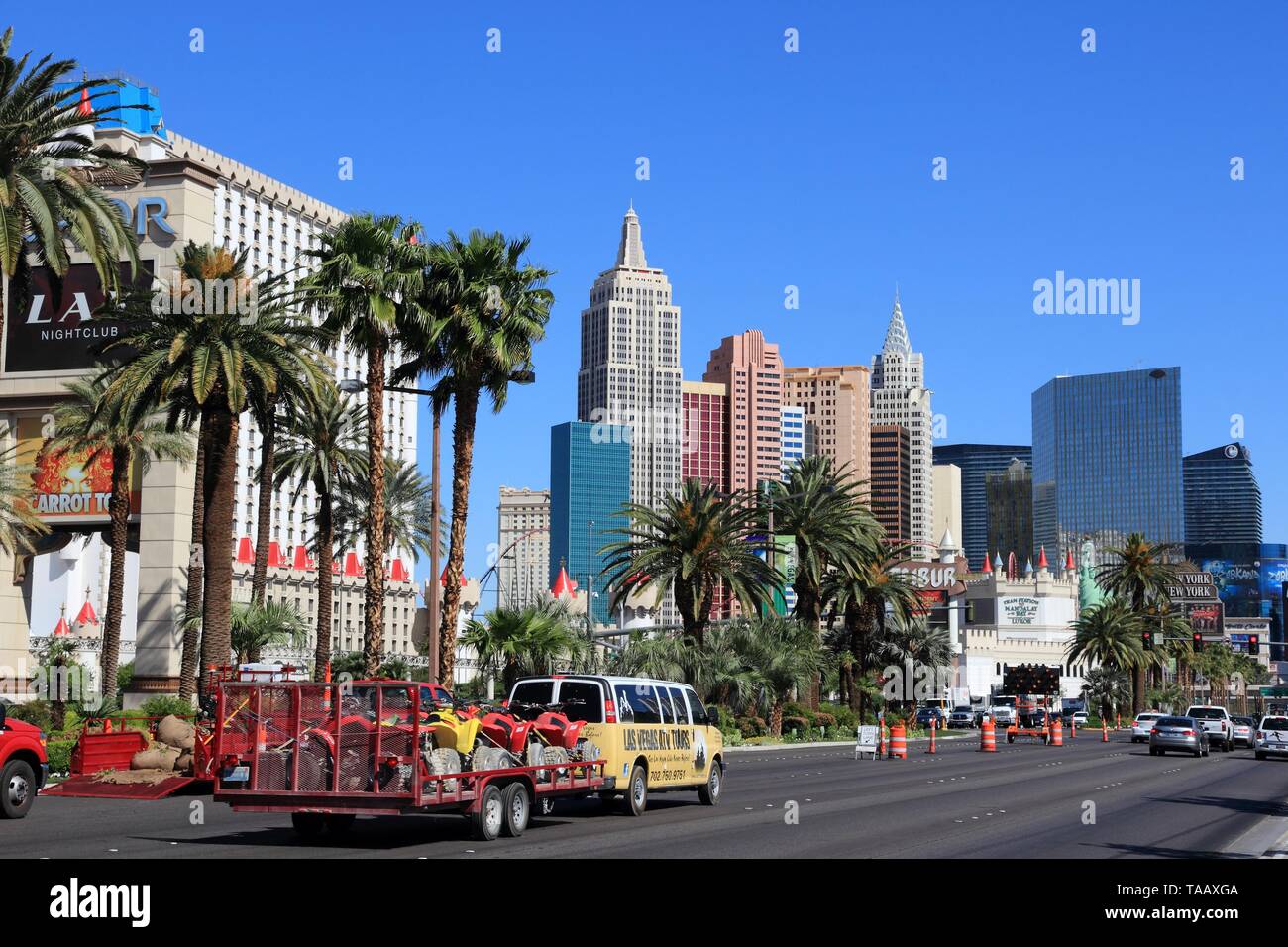 LAS VEGAS, USA - APRIL 14, 2014: Car traffic in Las Vegas, Nevada. Nevada has one of lowest car ownership rates in the USA (500 vehicles per 1000 peop Stock Photo