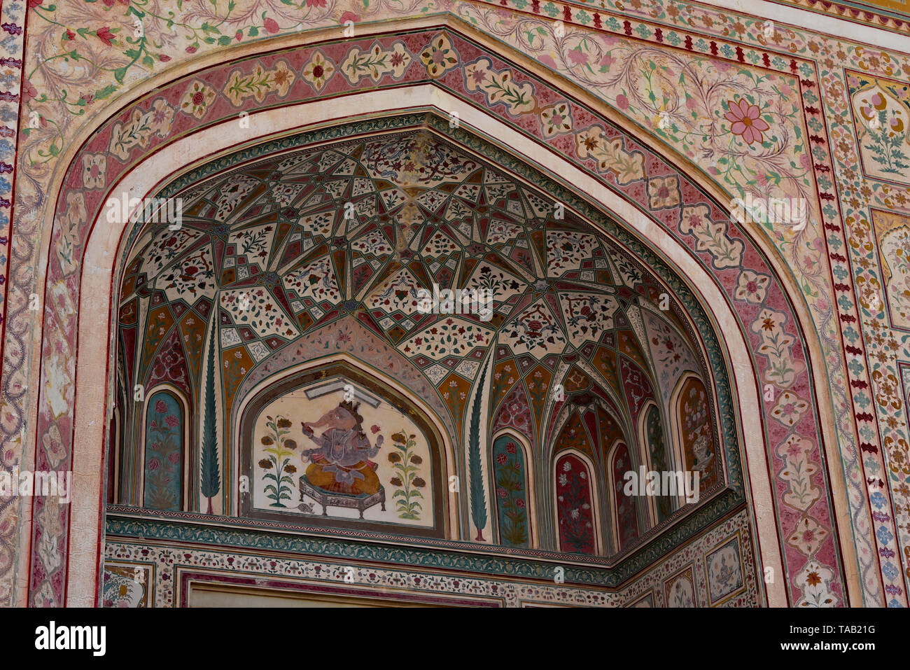 Amber fort ganesh pol jaipur hi-res stock photography and images - Alamy