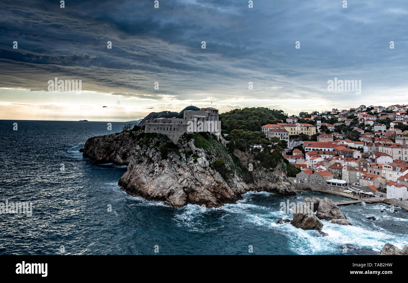 Kings landing gate hires stock photography and images Alamy