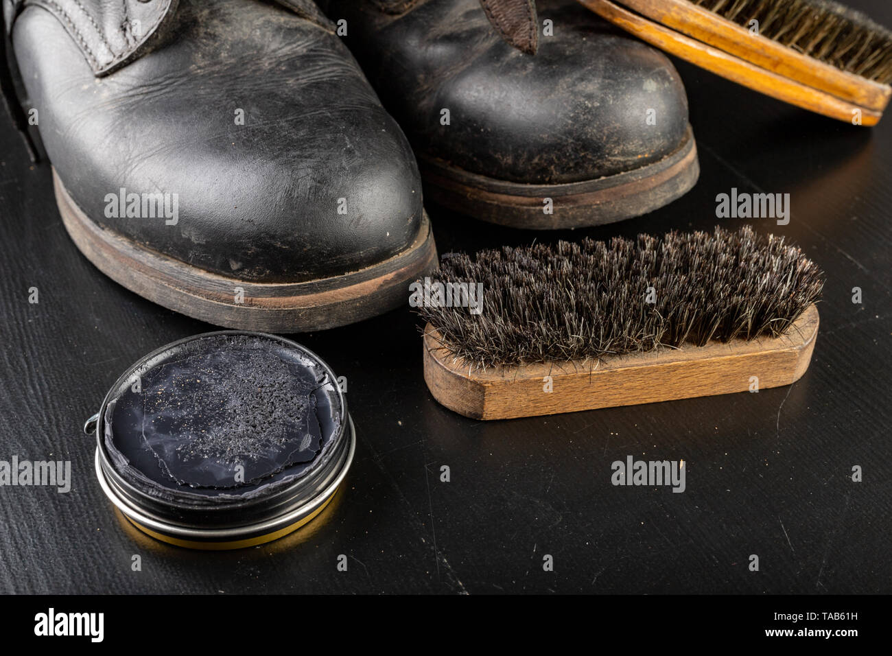 shoe polish on metal
