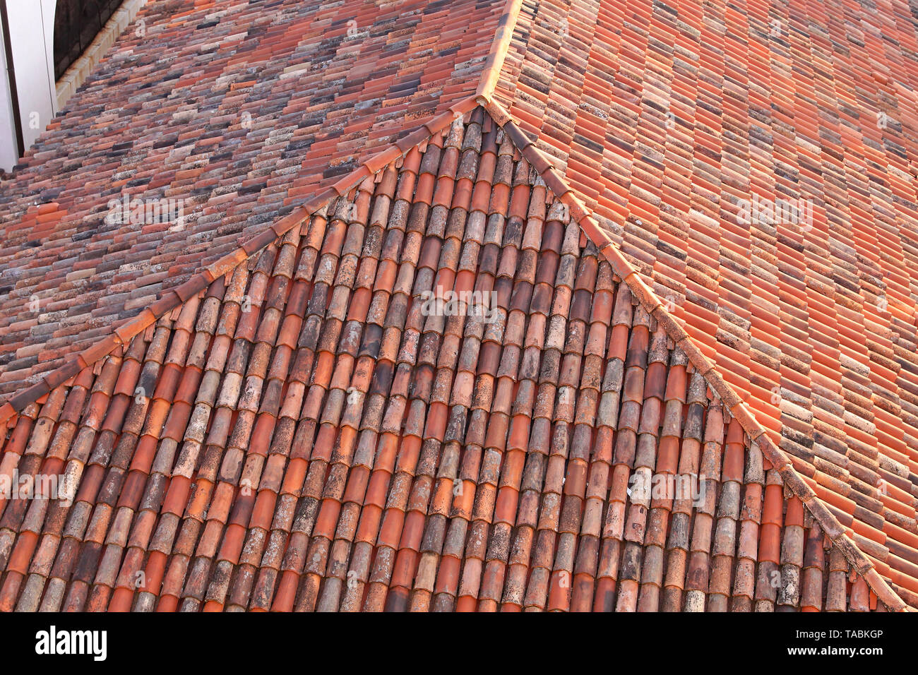 Terracotta Roofs And Other Ceramic Roof Tilesbuilddirect Blog Life At Home