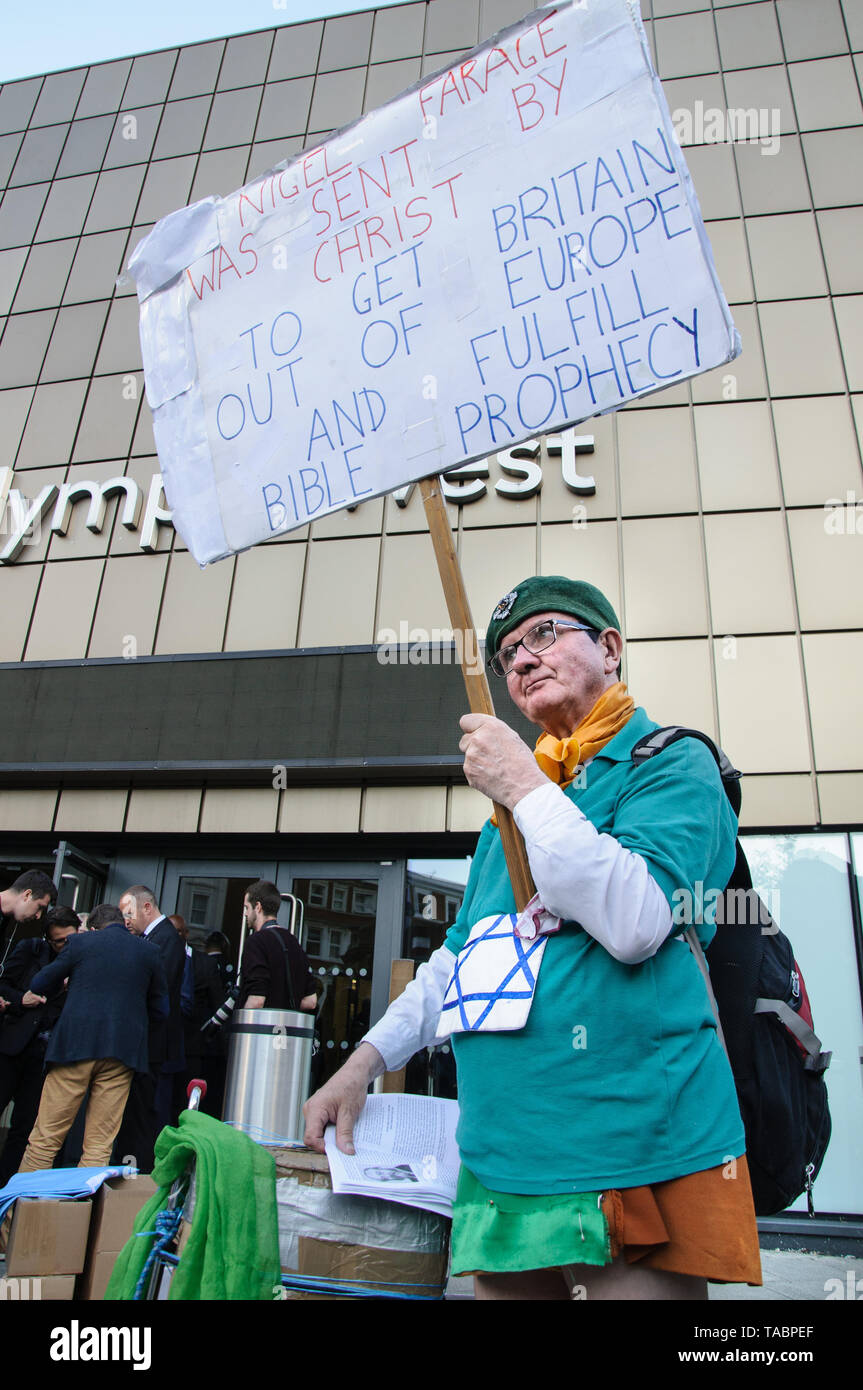 Supporter of Brexit as bible prophesy outside Brexit Party rally in London Olympia on 21 May 2019 just before the European Election Vote on the 23 May Stock Photo