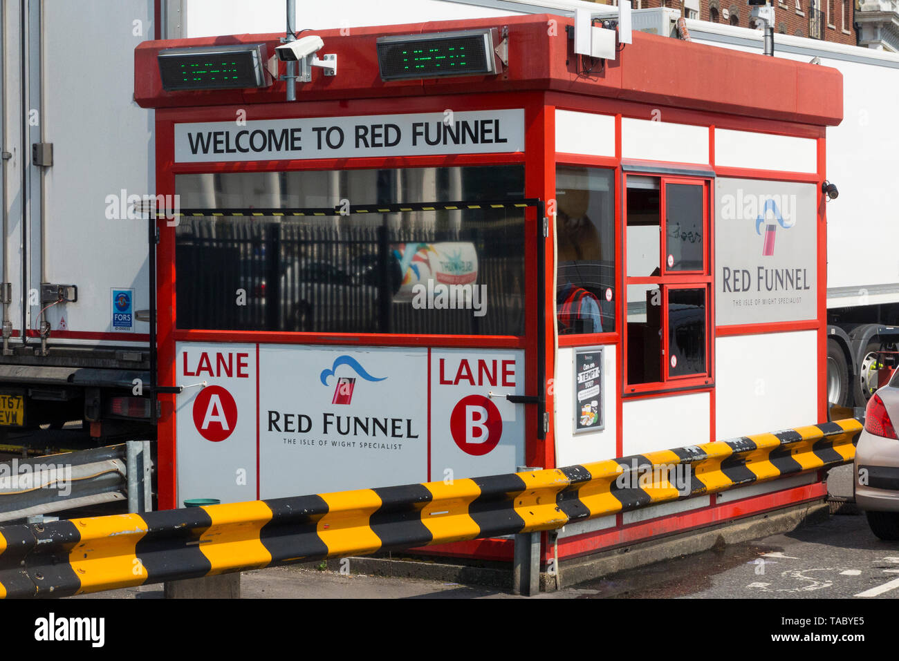 Red funnel ferries booth to arrive cars for red funnel ferries