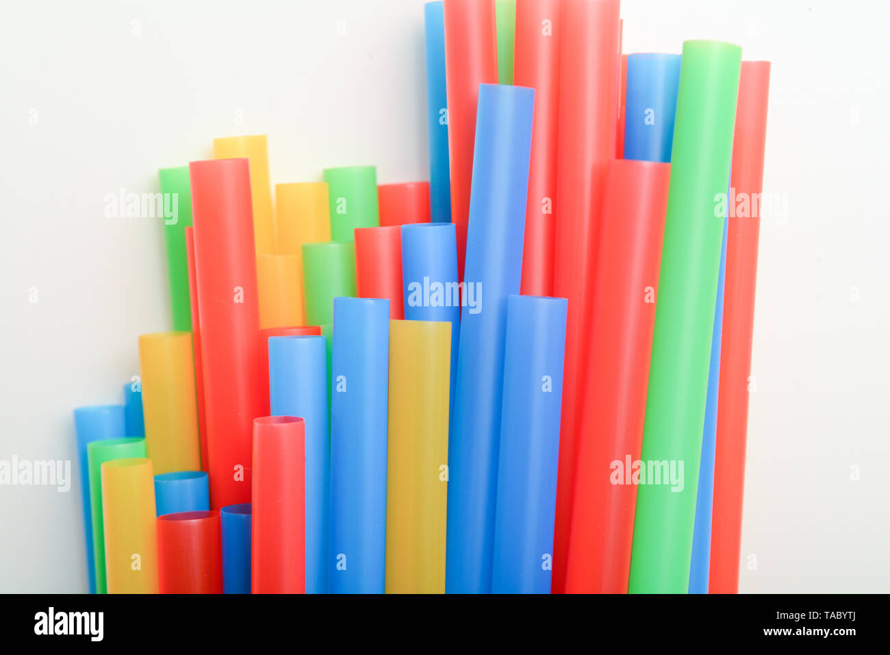 Plastic drinking straws, Single use plastic straw Stock Photo Alamy
