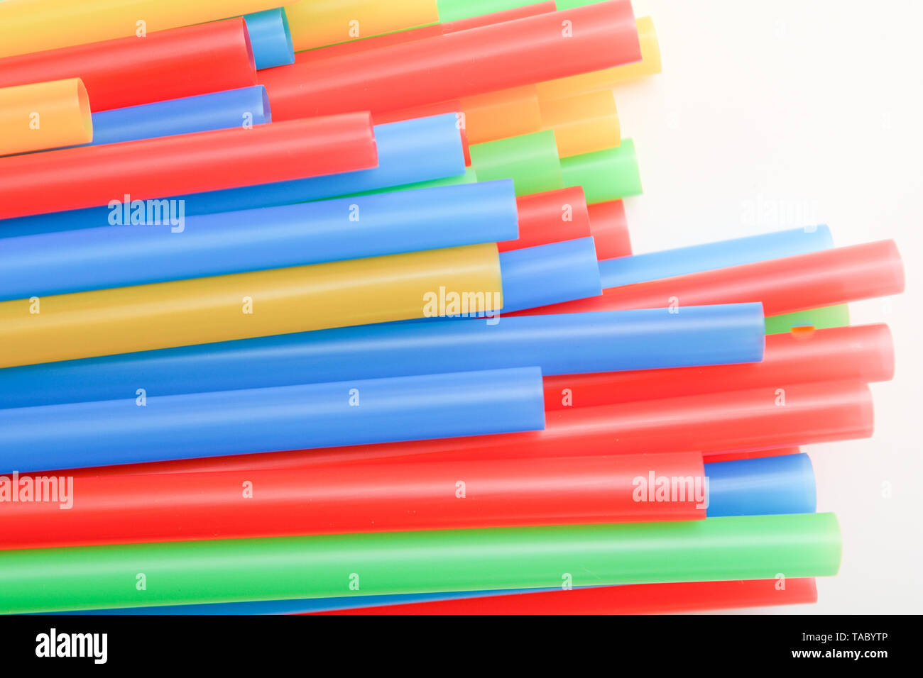 Plastic drinking straws, Single use plastic straw Stock Photo Alamy