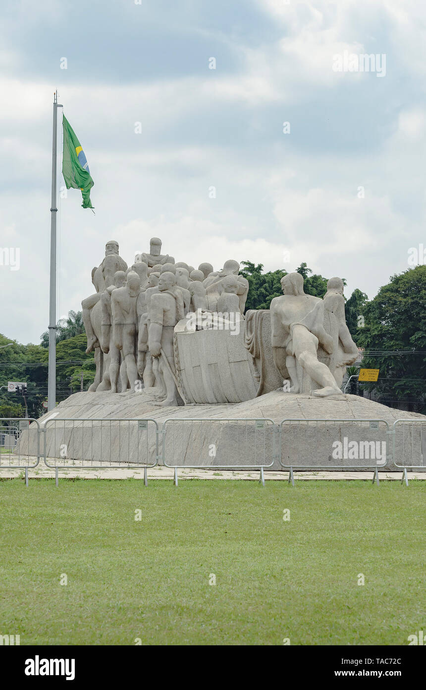 Sao Paulo SP, Brazil - March 02, 2019: Monument at Ibirapuera park called Monumento as Bandeiras (Monument to the flags) that pictures indians, white  Stock Photo