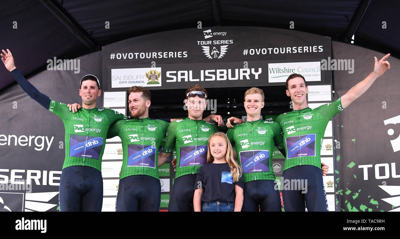 Salisbury, Wiltshire, UK. 23rd May, 2019. OVO Energy Tour Series cycling; Team Canyon dhb p/b Bloor Homes celebrate retaining the leading team green jersey Credit: Action Plus Sports/Alamy Live News Stock Photo