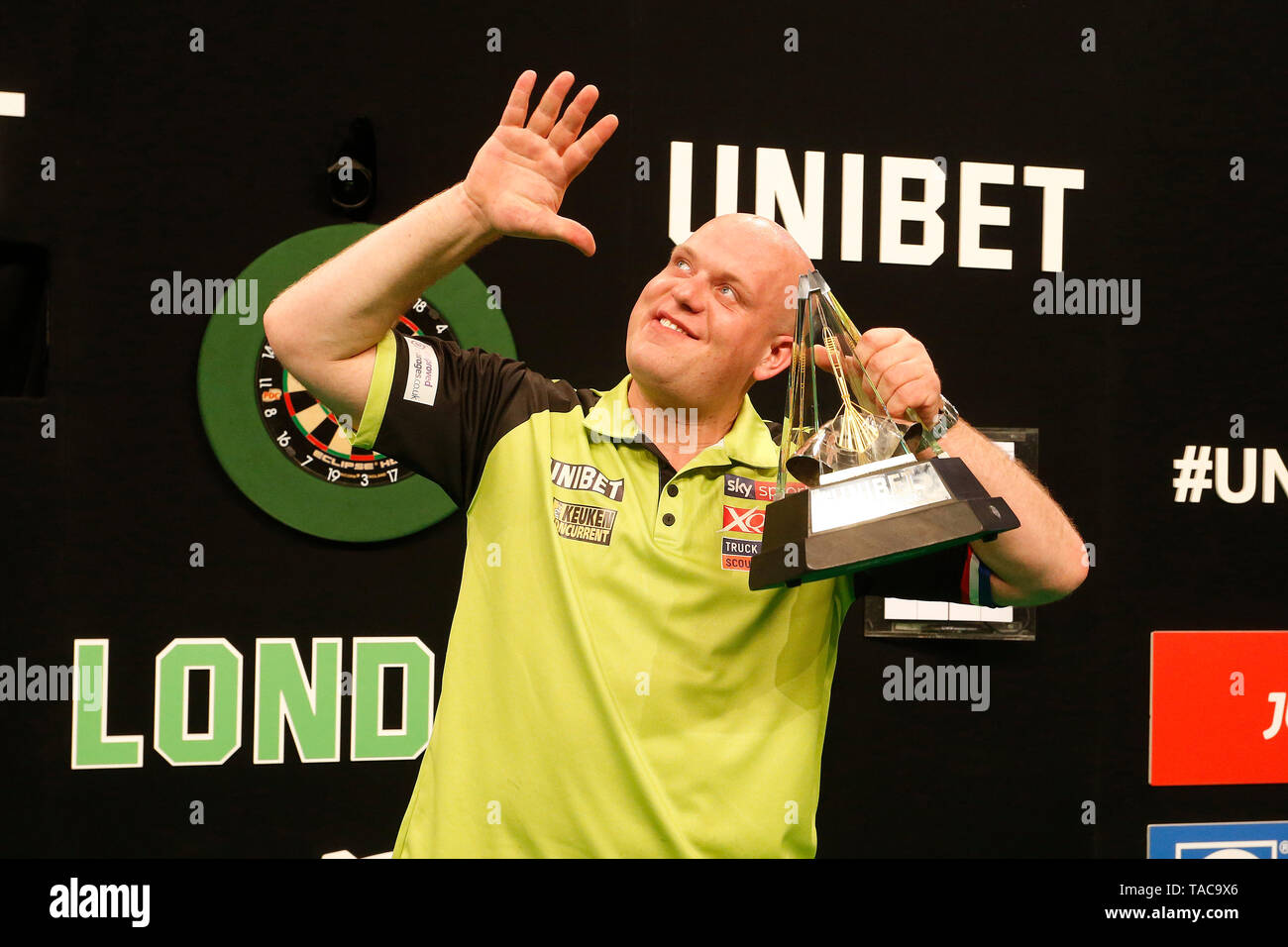 Darts Trophy High Resolution Stock Photography and Images - Alamy
