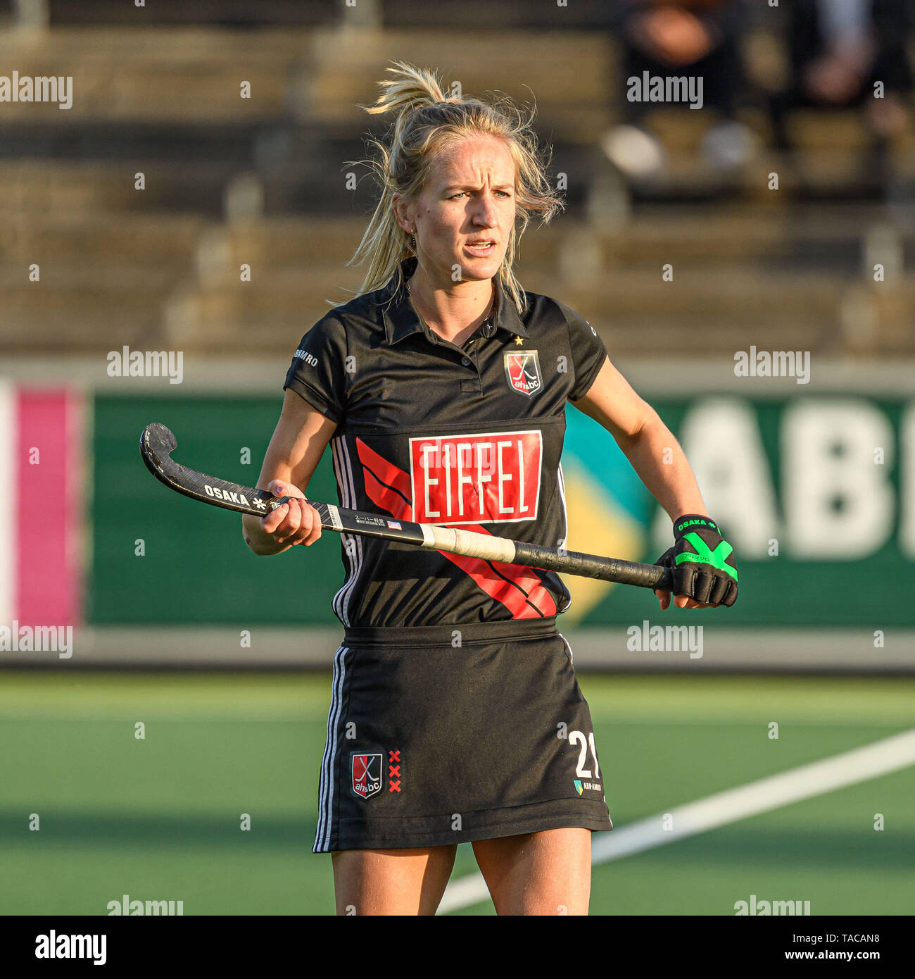 verkeer dichtheid Stratford on Avon AMSTERDAM, 23-05-2019, Livera Hoofdklasse Hockey Dames Seizoen 2018-2019.  Venue: Wagener Stadion. Lauren Stam during the game AH&BC Amsterdam vs HC  Den Bosch Stock Photo - Alamy