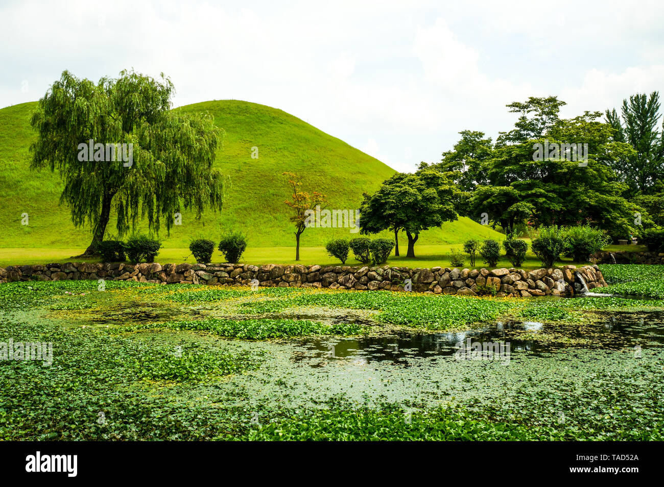 Visit Gyeongju, Korea The Royal Tomb of the Silla Dynasty