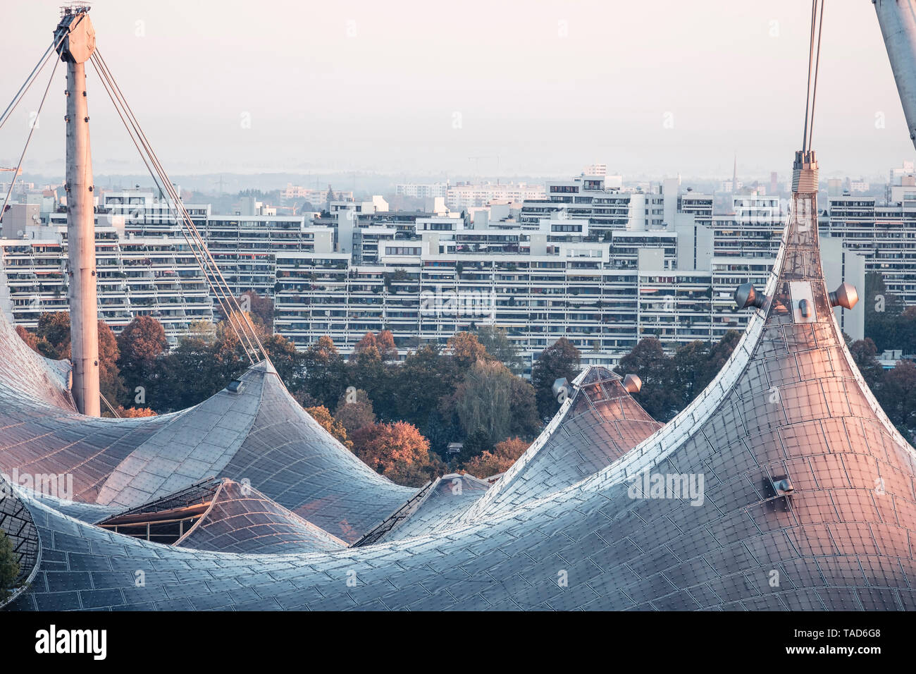 Light roof structure hi-res stock photography and images - Alamy