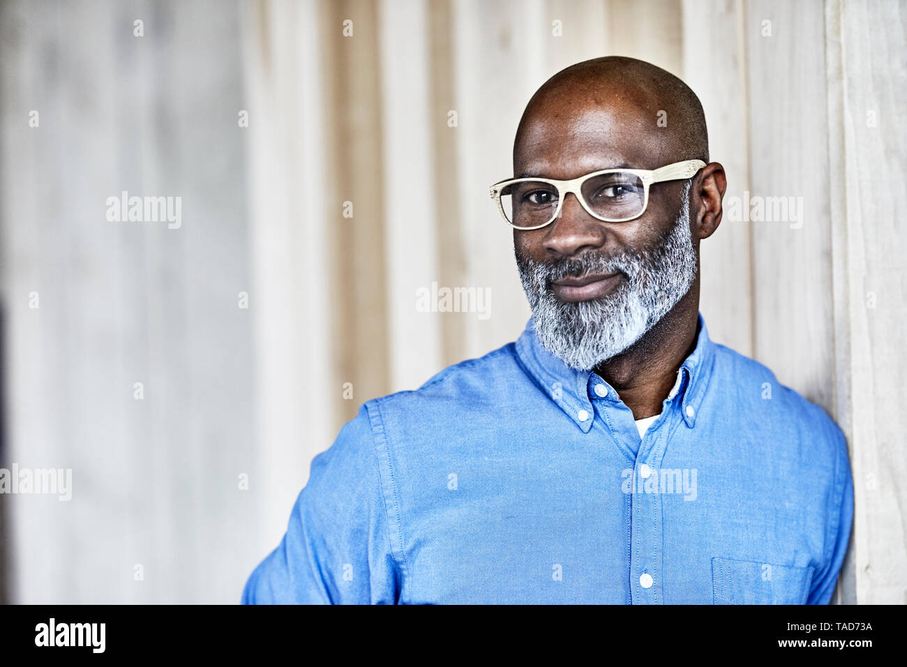 Shaved head outlet beard glasses