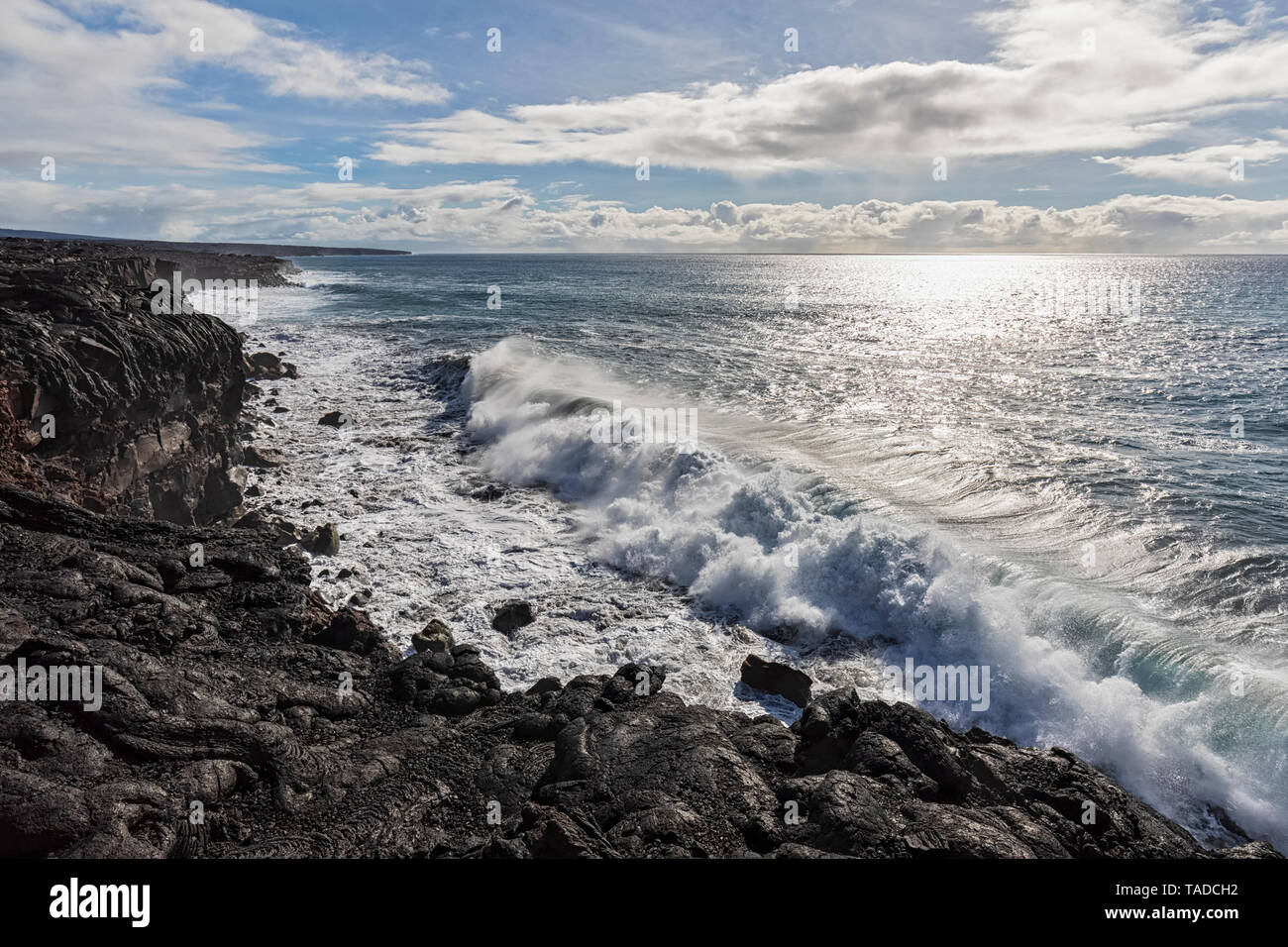 USA, Hawaii, Big Island, Volcanoes National Park, Ka Lae Apuki, Pacific ...