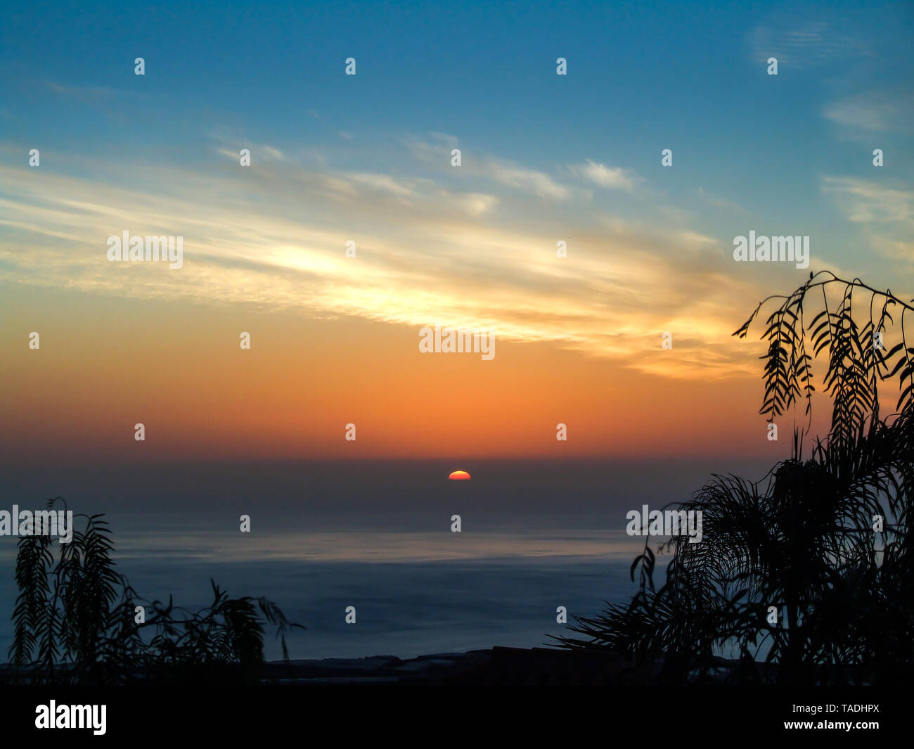 Hawaiian sunset panoramic hi-res stock photography and images - Alamy