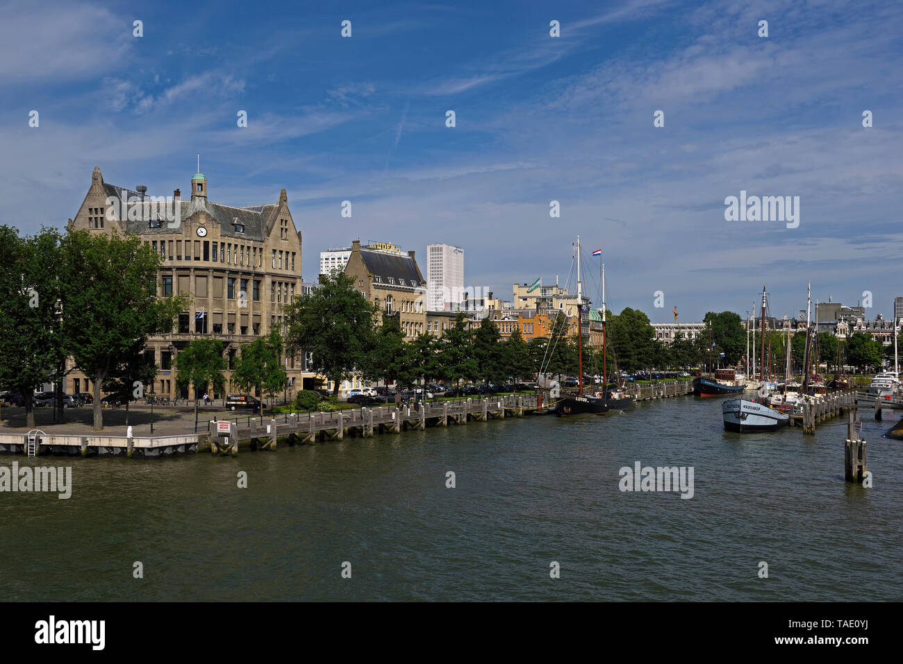 rotterdam, netherlands - 2017.07.18: view onto historic veerhaven in scheepvaartkwartier (shipping quarter)  at the banks of the nieuwe maas Stock Photo