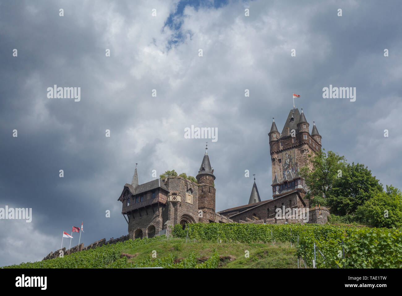 Reichsburg Cochem, dramatically clouded sky, Cochem on the Mosel, Moselle, Rhineland-Palatinate, Germany, Europe I Reichsburg Cochem, dramatisch bewöl Stock Photo
